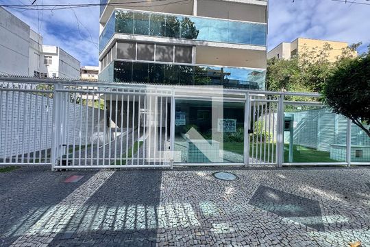 Fachada de apartamento para alugar com 2 quartos, 83m² em Recreio dos Bandeirantes, Rio de Janeiro