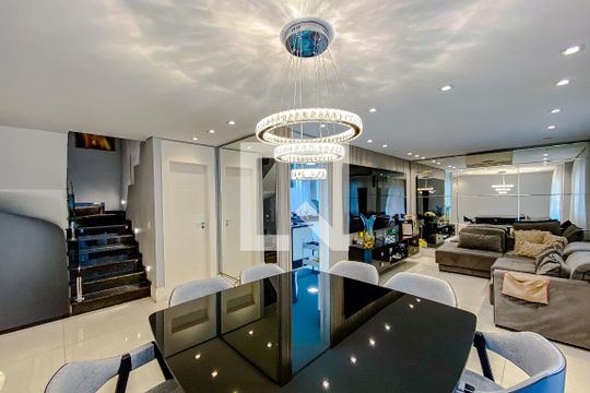 Apartamento à venda com 2 quartos, 200m² em Vila Invernada, São Paulo