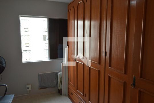 Quarto 2 de apartamento para alugar com 2 quartos, 63m² em Taquara, Rio de Janeiro
