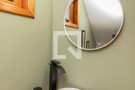 Lavado 01 de casa à venda com 3 quartos, 164m² em Vila Ré, São Paulo