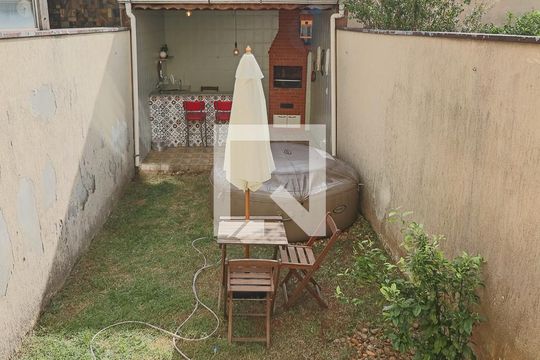 Área comum de casa à venda com 3 quartos, 164m² em Vila Ré, São Paulo