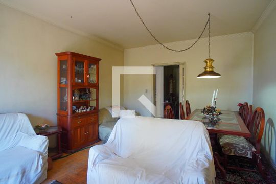 Sala de apartamento para alugar com 4 quartos, 130m² em Auxiliadora, Porto Alegre