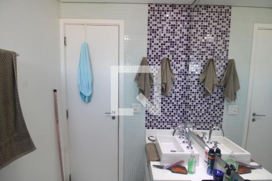 Banheiro de apartamento à venda com 3 quartos, 110m² em Lauzane Paulista, São Paulo