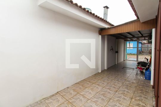 Área externa de casa de condomínio à venda com 2 quartos, 72m² em Harmonia, Canoas