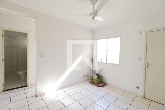Sala de apartamento para alugar com 2 quartos, 48m² em Vila Albertina, Ribeirão Preto