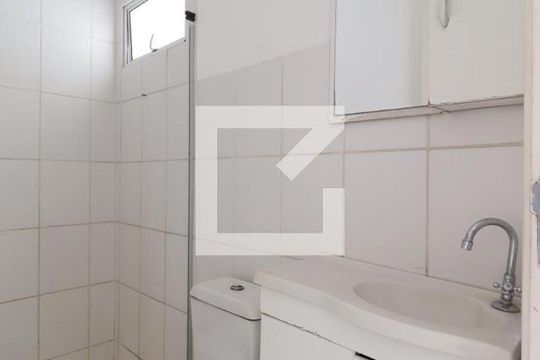 Banheiro de apartamento para alugar com 2 quartos, 48m² em Vila Albertina, Ribeirão Preto