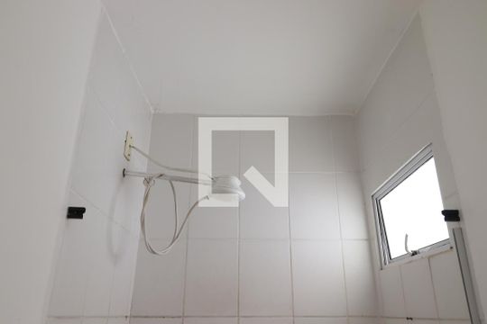 Banheiro de apartamento para alugar com 2 quartos, 48m² em Vila Albertina, Ribeirão Preto