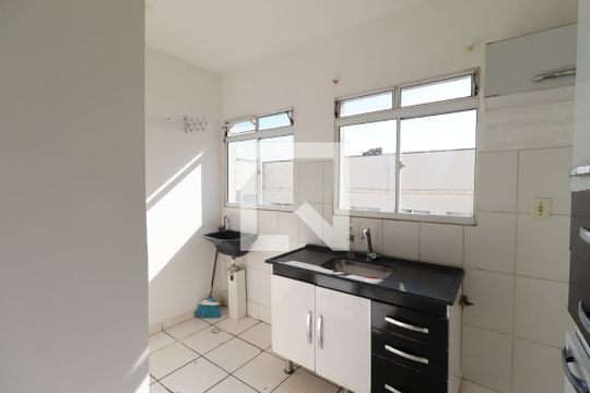 Cozinha de apartamento para alugar com 2 quartos, 48m² em Vila Albertina, Ribeirão Preto