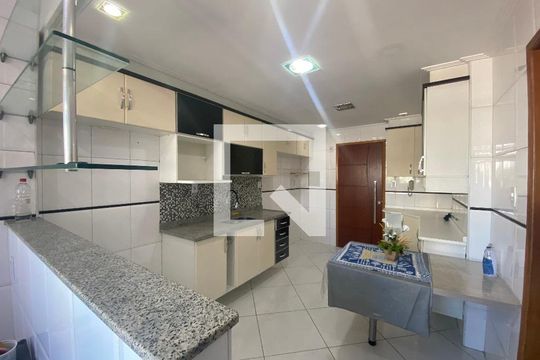 Cozinha de apartamento à venda com 3 quartos, 128m² em Vila da Penha, Rio de Janeiro