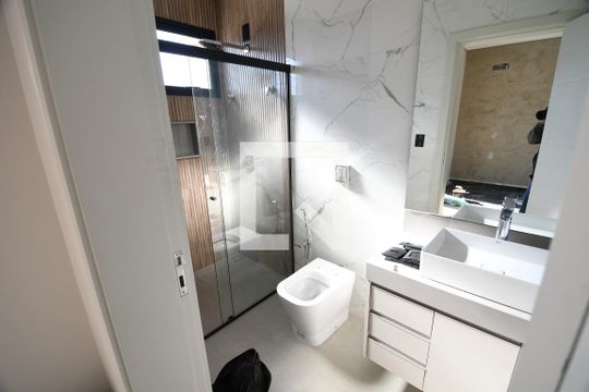 Banheiro 4 de casa de condomínio à venda com 5 quartos, 420m² em Parque Imperador, Campinas