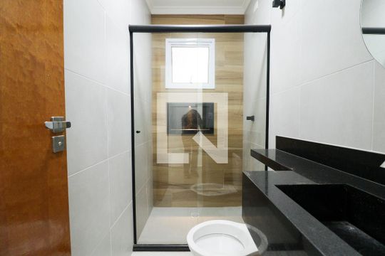 Banheiro de apartamento para alugar com 1 quarto, 31m² em Vila Dom Pedro Ii, São Paulo