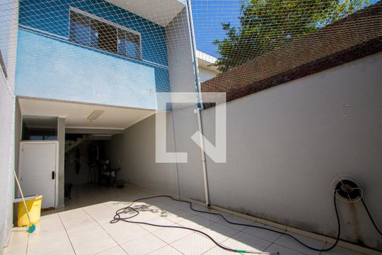 Garagem de casa à venda com 2 quartos, 72m² em Jardim Ipanema, Santo André