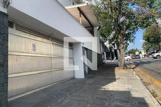 Casa à venda com 3 quartos, 147m² em Vila Curuçá, Santo André