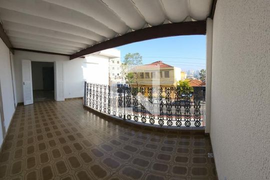 Casa à venda com 3 quartos, 147m² em Vila Curuçá, Santo André
