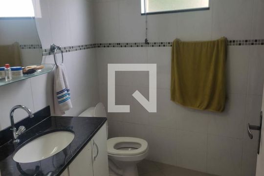 Casa à venda com 3 quartos, 100m² em Santa Terezinha, Santo André