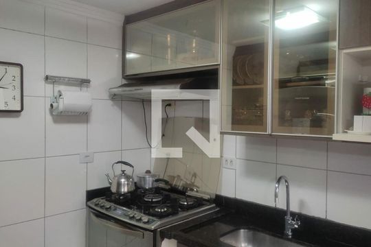 Apartamento à venda com 2 quartos, 56m² em Vila Alto de Santo Andre, Santo André