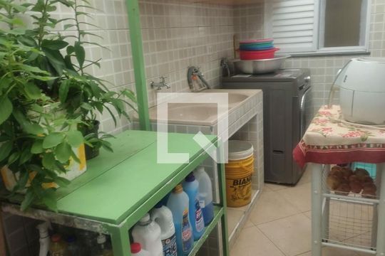 Apartamento à venda com 2 quartos, 56m² em Vila Alto de Santo Andre, Santo André