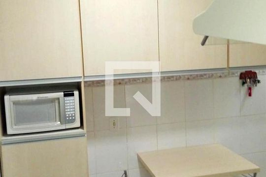 Casa à venda com 2 quartos, 61m² em Jardim Utinga, Santo André