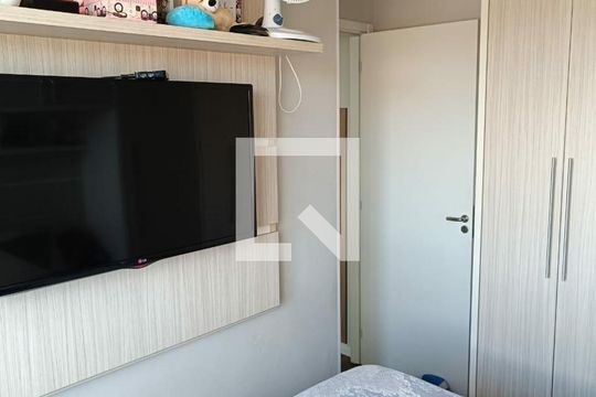 Apartamento à venda com 2 quartos, 44m² em Parque Sao Vicente, Mauá