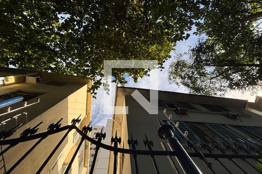 Fachada de apartamento à venda com 1 quarto, 47m² em Copacabana, Rio de Janeiro