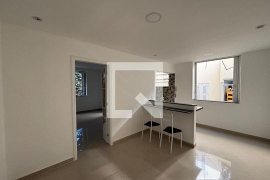 Apartamento à venda com 1 quarto, 47m² em Copacabana, Rio de Janeiro