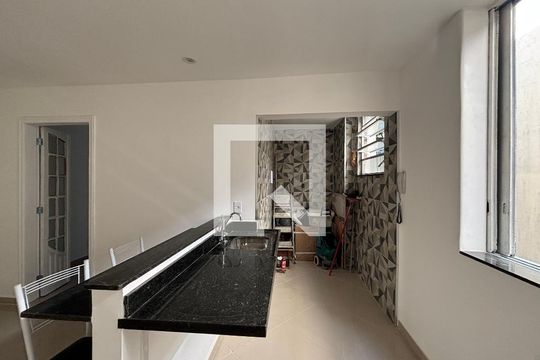 Cozinha e Área de Serviço de apartamento à venda com 1 quarto, 47m² em Copacabana, Rio de Janeiro