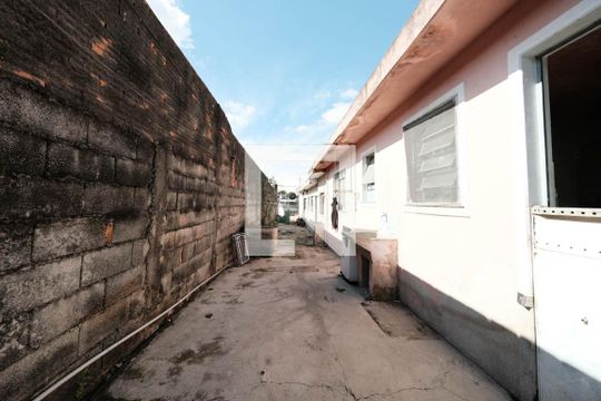 Área externa de casa à venda com 5 quartos, 400m² em Vila Buenos Aires, São Paulo