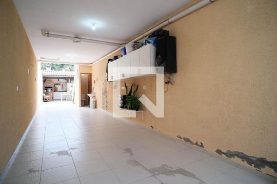 Garagem de casa à venda com 2 quartos, 135m² em Cidade Líder, São Paulo