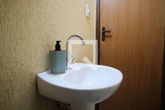 Lavabo de casa à venda com 2 quartos, 135m² em Cidade Líder, São Paulo
