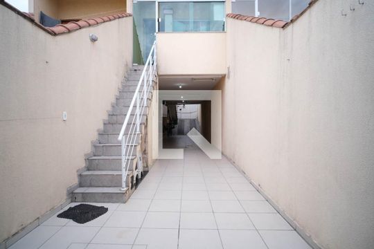 Garagem de casa à venda com 2 quartos, 135m² em Cidade Líder, São Paulo
