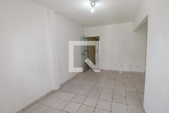 Sala de apartamento à venda com 3 quartos, 76m² em Quintino Bocaiúva, Rio de Janeiro