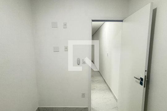Quarto de apartamento à venda com 2 quartos, 69m² em Jardim do Estádio, Santo André