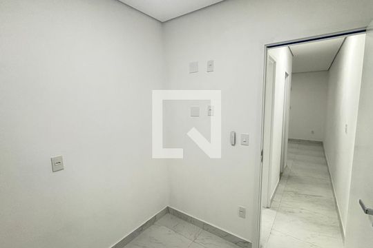 Quarto de apartamento à venda com 2 quartos, 69m² em Jardim do Estádio, Santo André