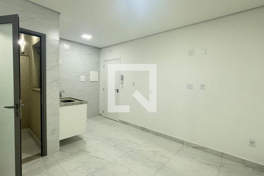 Sala/Cozinha de apartamento à venda com 2 quartos, 69m² em Jardim do Estádio, Santo André