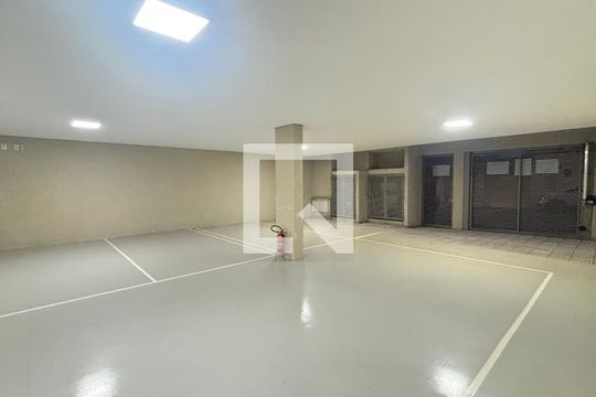Garagem de apartamento à venda com 2 quartos, 74m² em Jardim do Estádio, Santo André