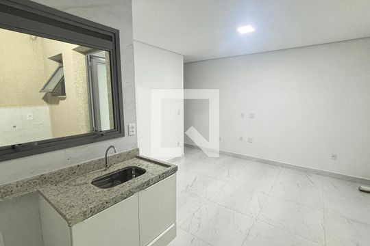 Apartamento à venda com 2 quartos, 74m² em Jardim do Estádio, Santo André