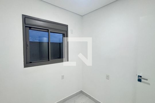 Quarto de apartamento à venda com 2 quartos, 74m² em Jardim do Estádio, Santo André