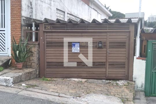 Fachada de casa à venda com 4 quartos, 179m² em Jardim São Paulo, São Paulo