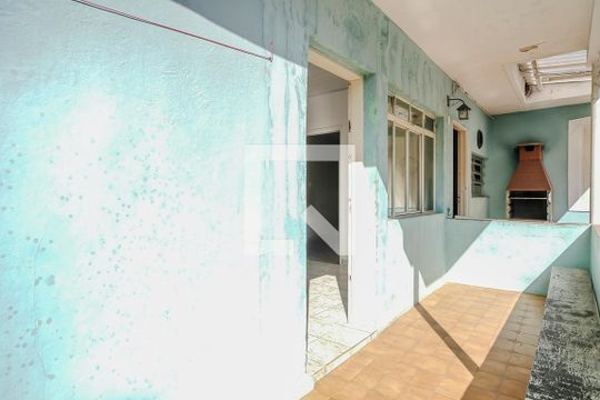 Quintal de casa à venda com 2 quartos, 400m² em Santa Maria, São Caetano do Sul