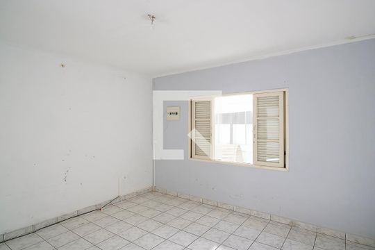 Quarto 1 de casa à venda com 2 quartos, 400m² em Santa Maria, São Caetano do Sul