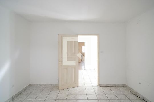 Quarto 1 de casa à venda com 2 quartos, 400m² em Santa Maria, São Caetano do Sul