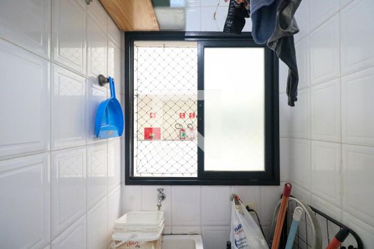 Área de Serviço de apartamento à venda com 2 quartos, 61020m² em Santo Antônio, São Caetano do Sul
