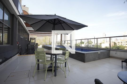 Piscina de kitnet/studio para alugar com 1 quarto, 28m² em Vila Mariana, São Paulo