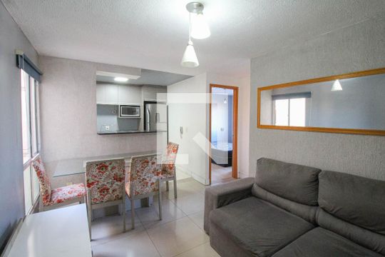 Sala de apartamento para alugar com 2 quartos, 42m² em Igara, Canoas