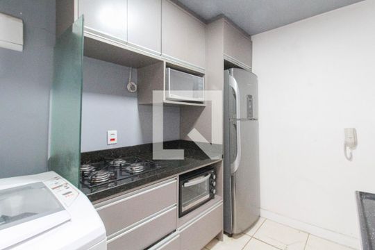 Cozinha de apartamento para alugar com 2 quartos, 42m² em Igara, Canoas