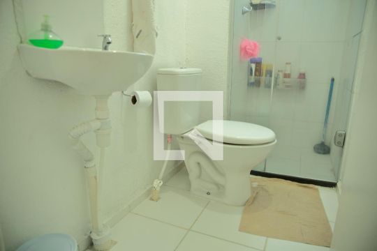 Banheiro de apartamento à venda com 2 quartos, 40m² em Jardim Sao Saverio, São Bernardo do Campo