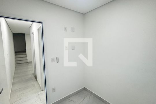 Quarto de apartamento à venda com 2 quartos, 112m² em Jardim do Estádio, Santo André
