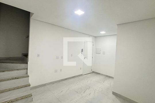 Sala de apartamento à venda com 2 quartos, 112m² em Jardim do Estádio, Santo André