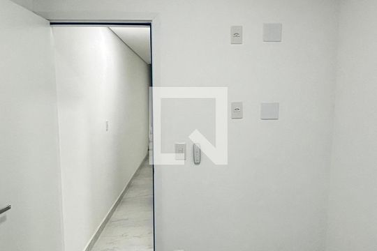 Quarto de apartamento à venda com 2 quartos, 112m² em Jardim do Estádio, Santo André