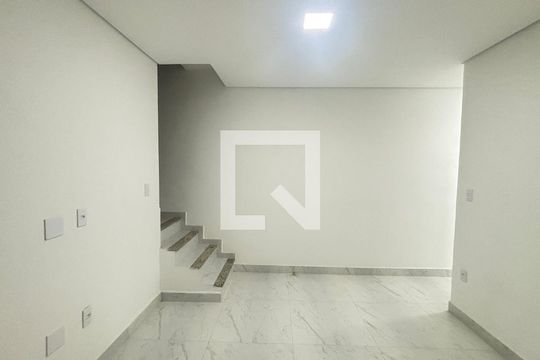 Apartamento à venda com 2 quartos, 112m² em Jardim do Estádio, Santo André